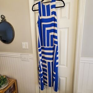 Donna Morgan Royal Blue and White Geometric Maxi Dress Size 10